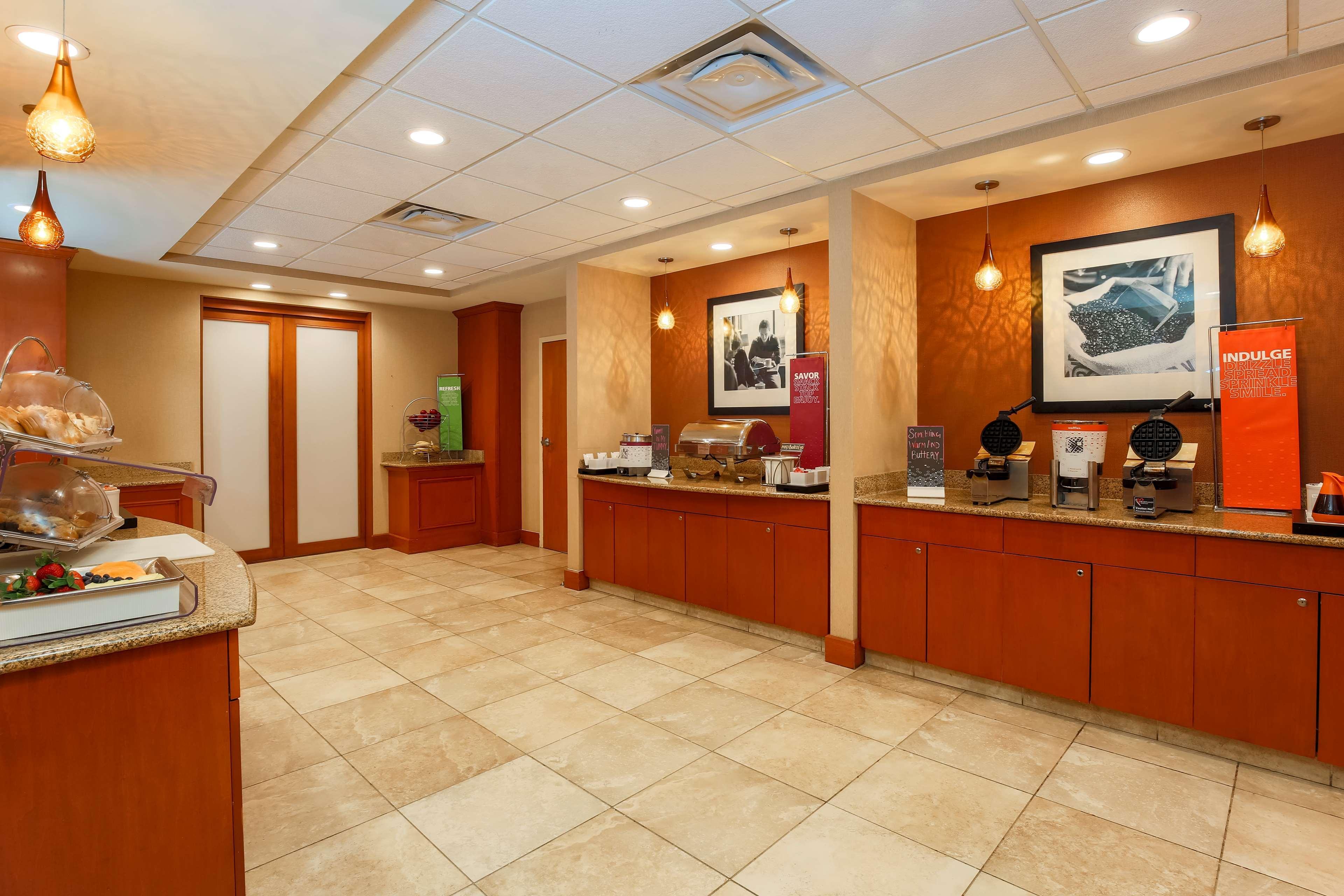 Hampton Inn & Suites West Haven Luaran gambar